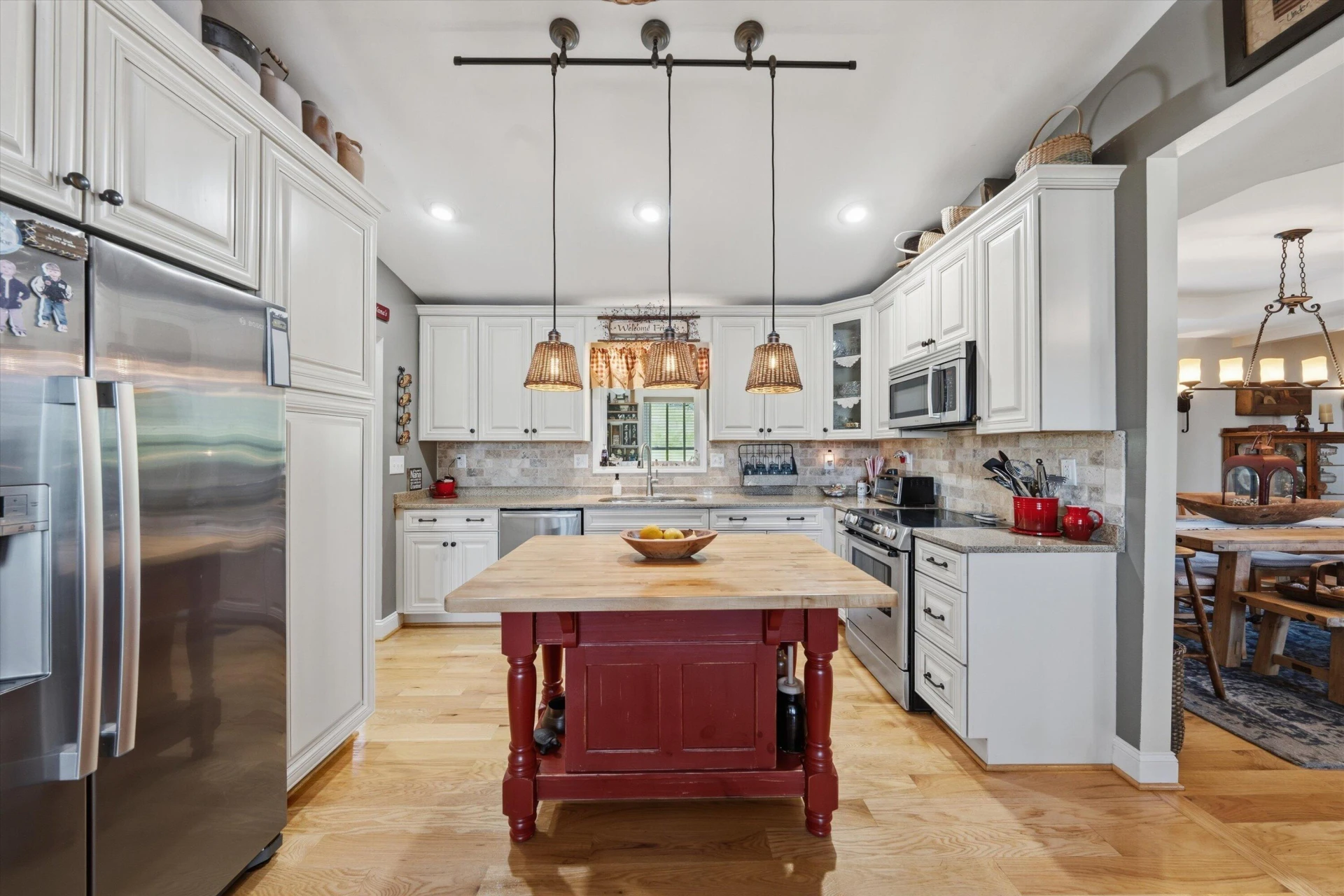 1611 Ivy Branch DR - Photo 18