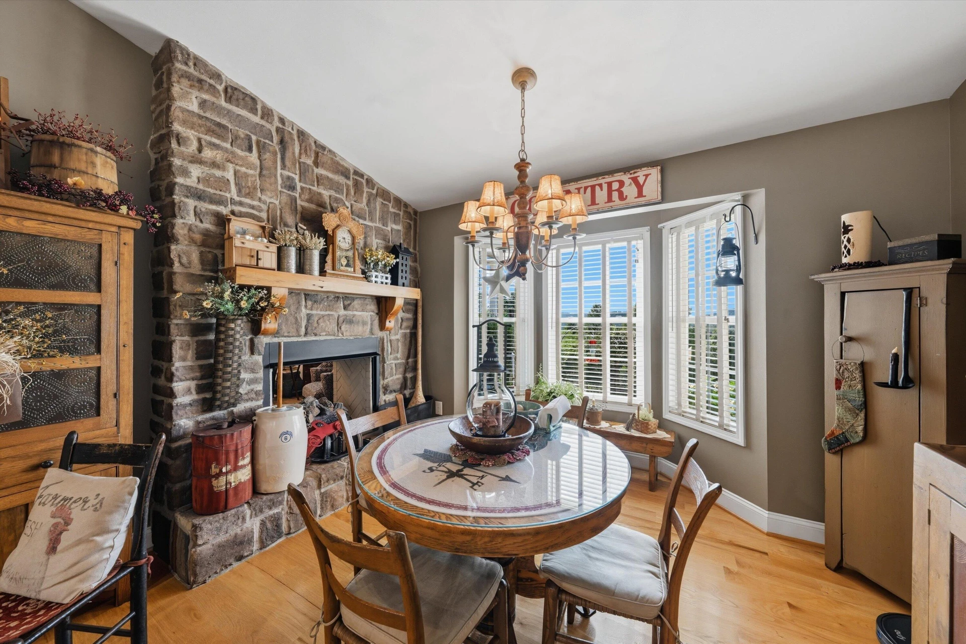 1611 Ivy Branch DR - Photo 23