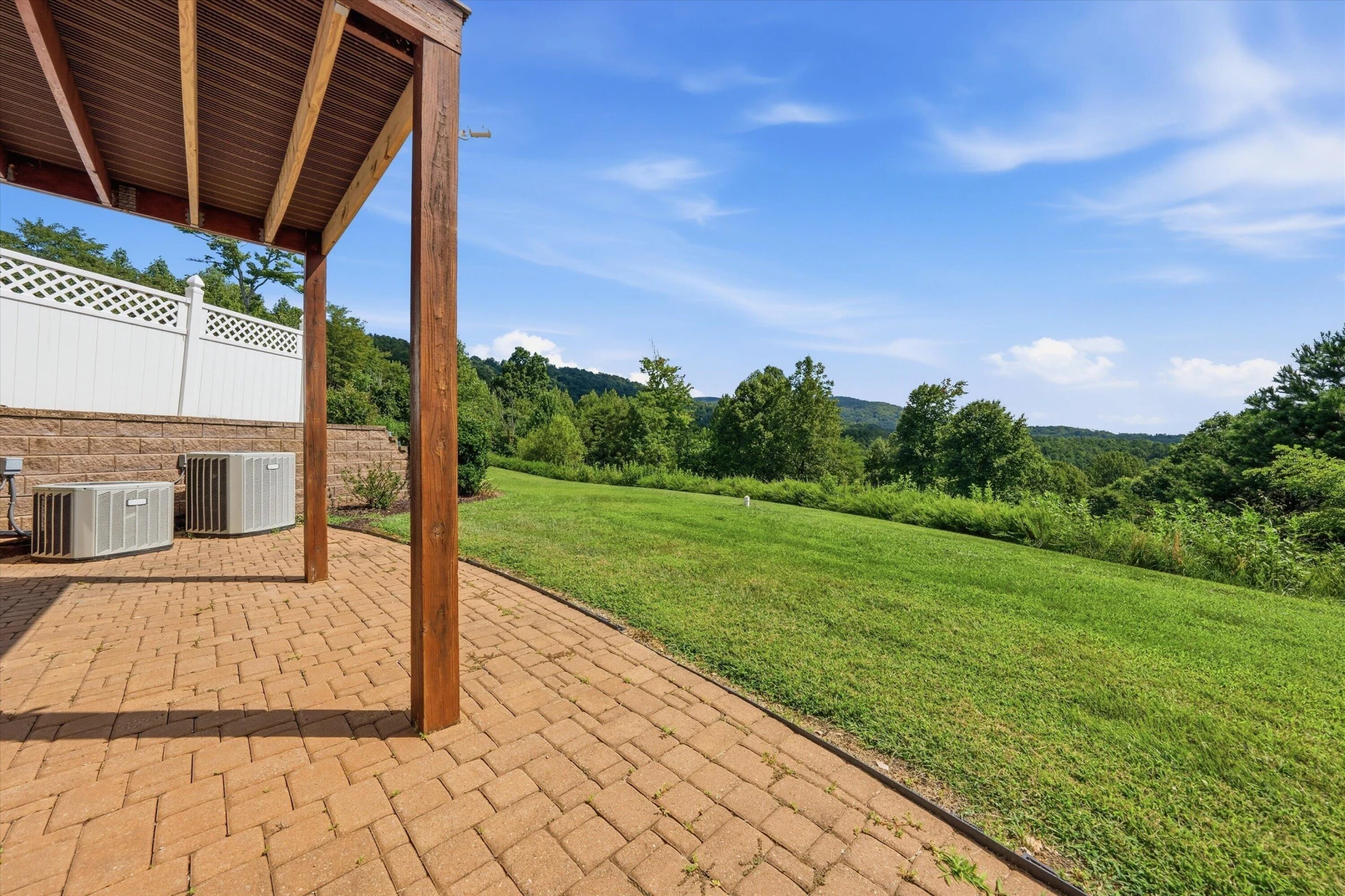 1611 Ivy Branch DR - Photo 47