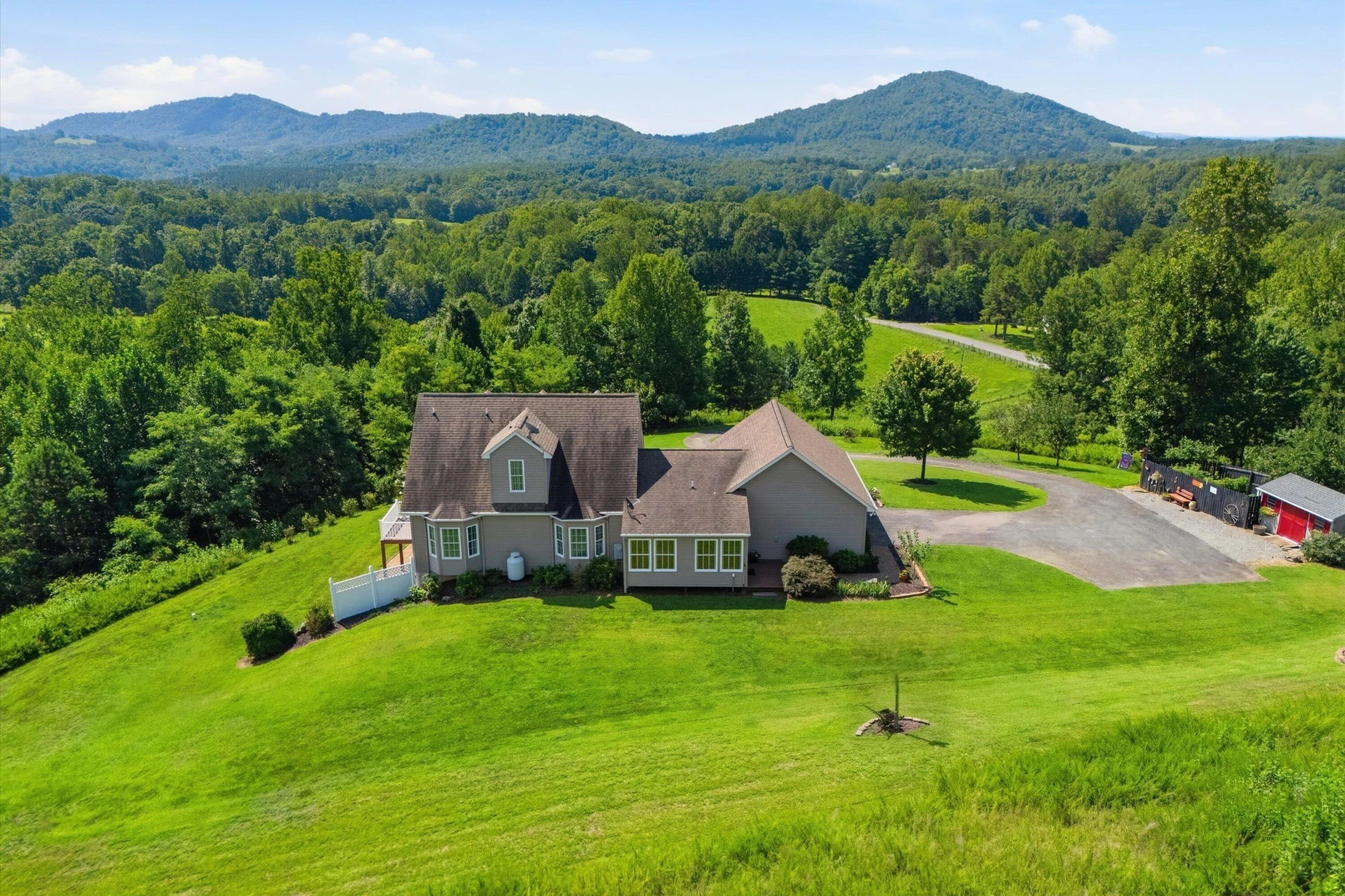 1611 Ivy Branch DR - Photo 59
