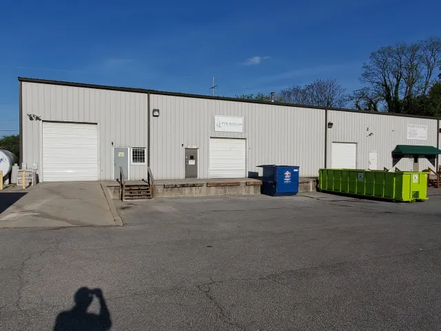 2401 Plantation RD NE