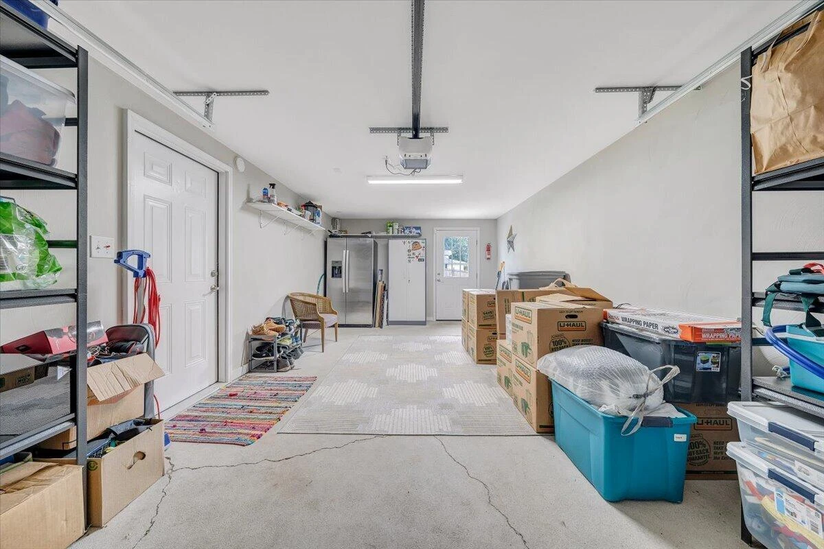 1104 Christy CIR - Photo 36