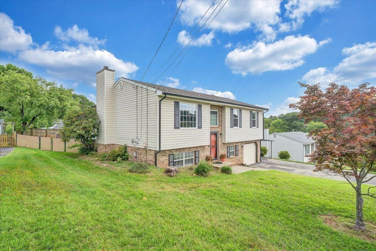 1104 Christy CIR - Photo 46