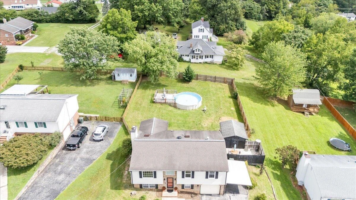 1104 Christy CIR - Photo 54