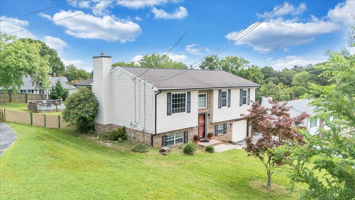 1104 Christy CIR - Photo 58