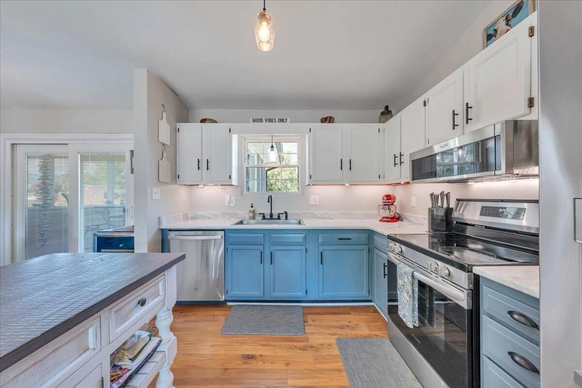 1104 Christy CIR - Photo 13