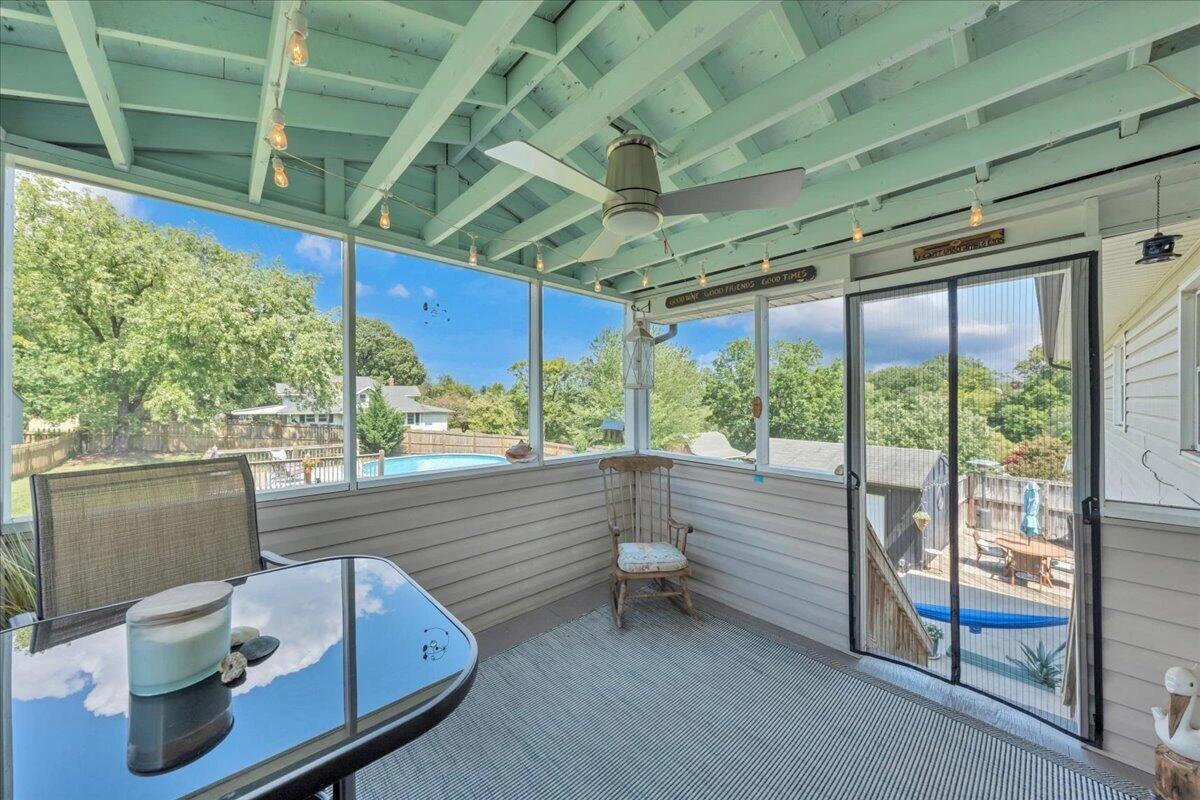 1104 Christy CIR - Photo 17