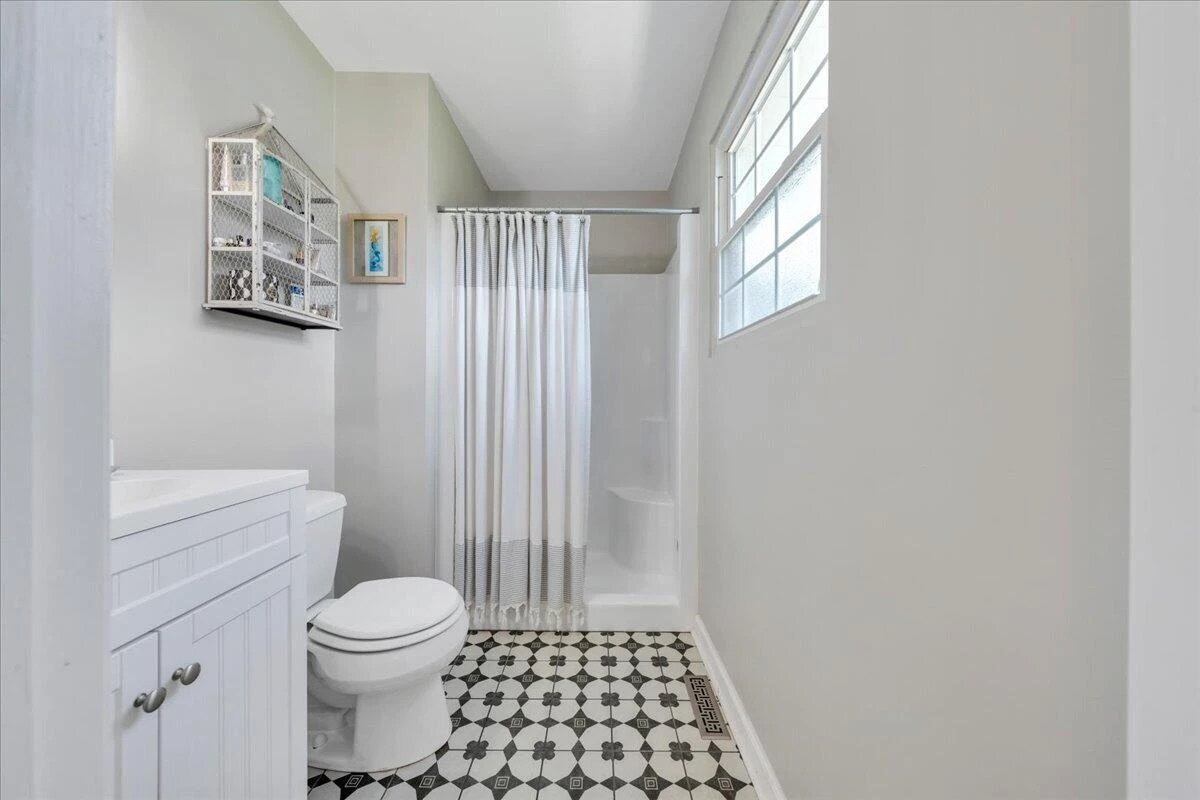 1104 Christy CIR - Photo 22