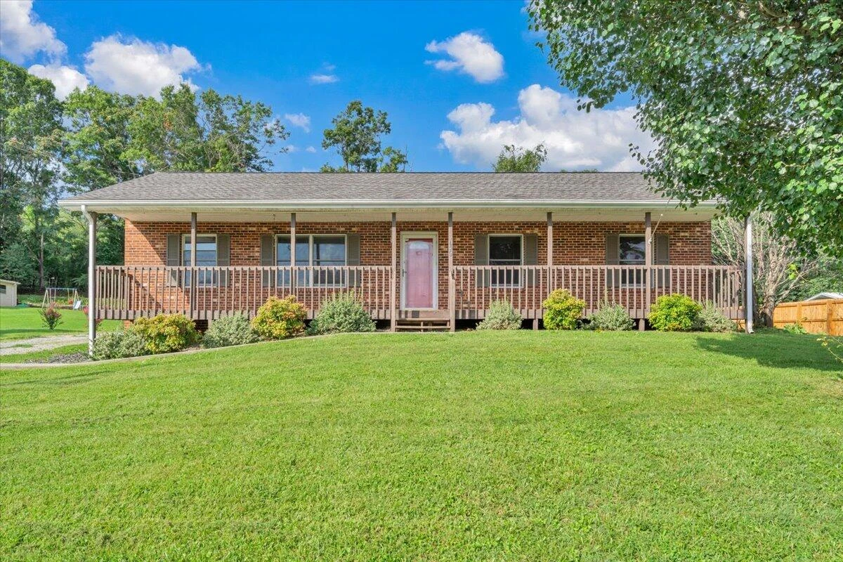 159 Highfield CIR