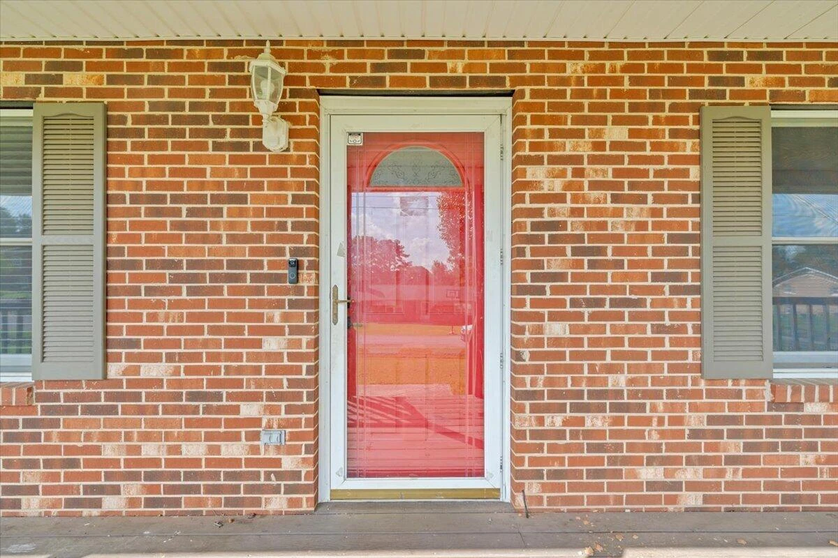159 Highfield CIR - Photo 2