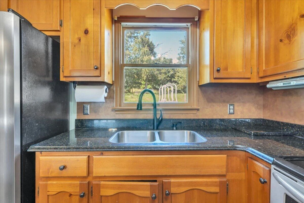 159 Highfield CIR - Photo 12