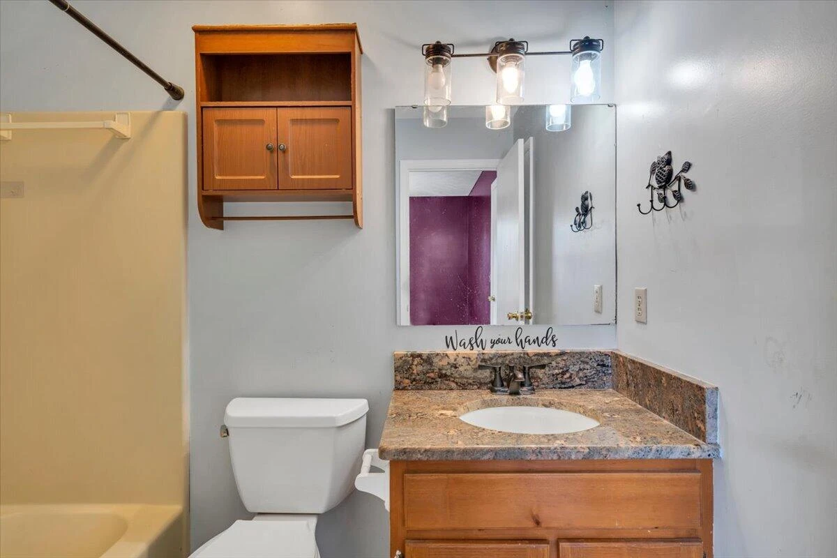 159 Highfield CIR - Photo 17