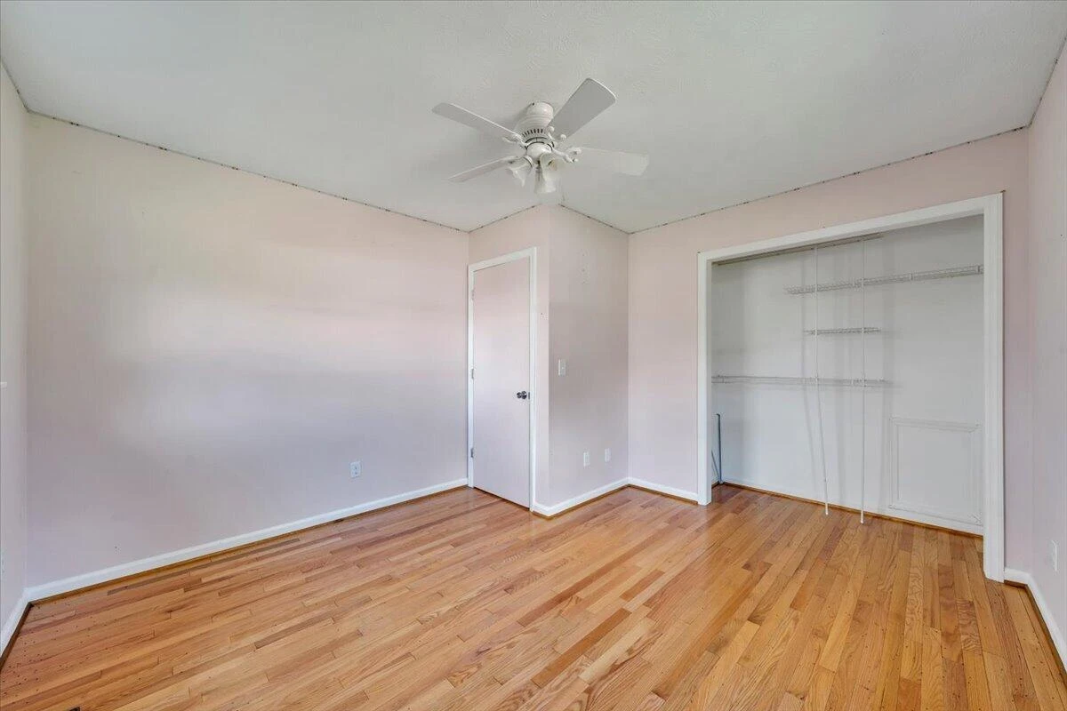 159 Highfield CIR - Photo 24