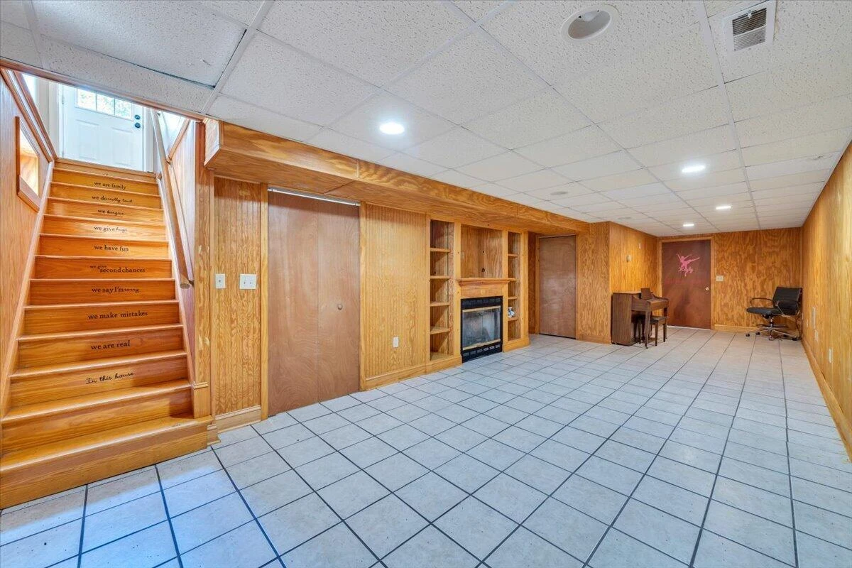 159 Highfield CIR - Photo 28