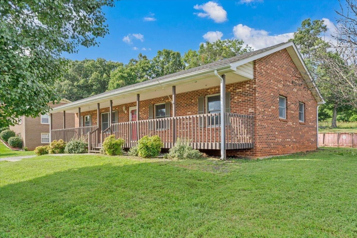 159 Highfield CIR - Photo 51