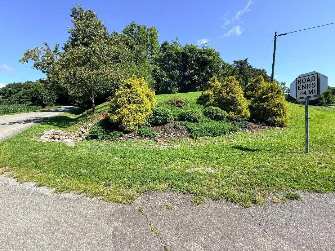 LOT 4 CREIGHTON DR