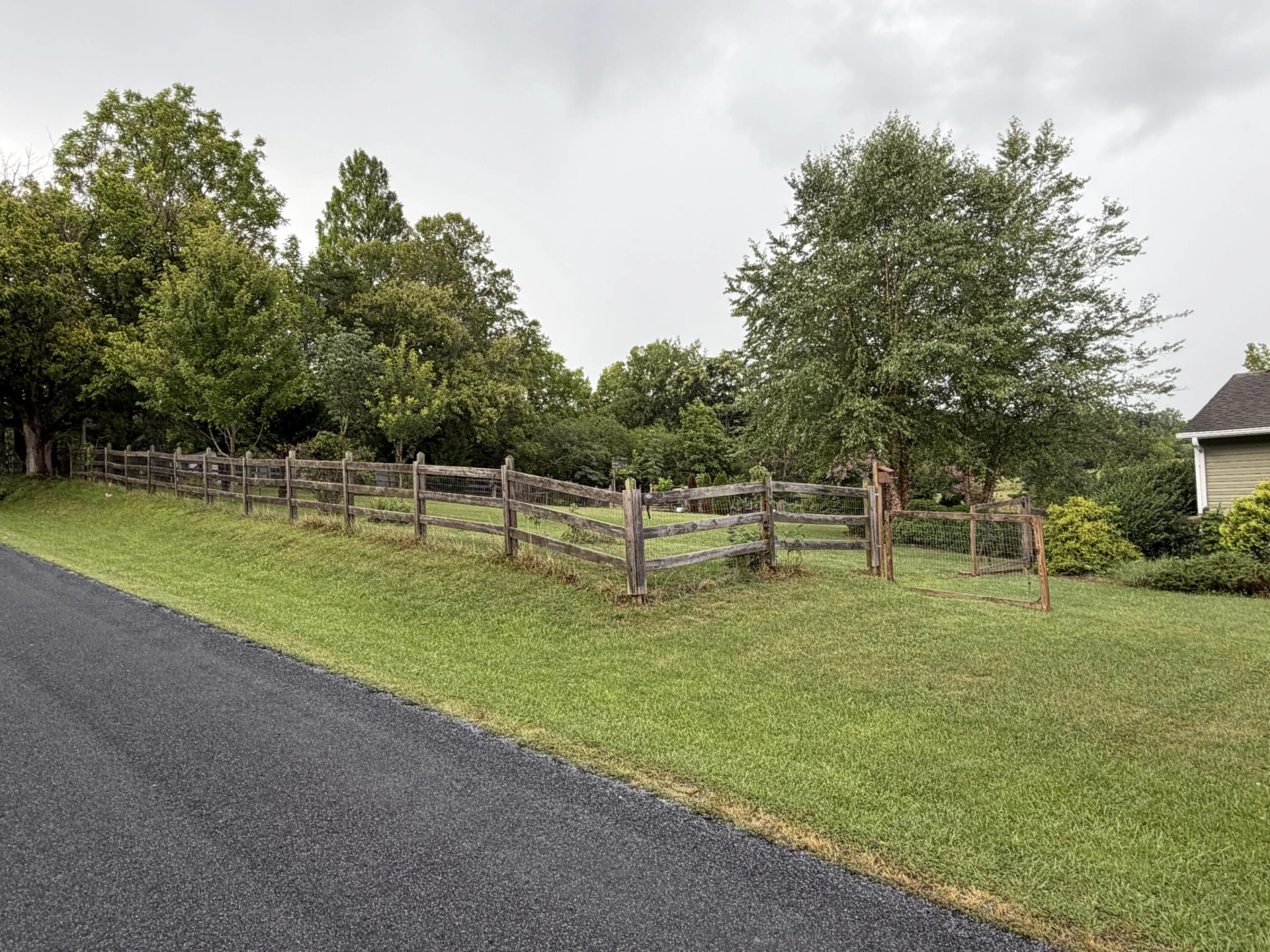 2692 Timber Ridge RD - Photo 2