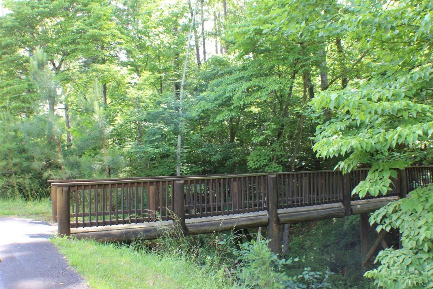 305 Runaway Bay RD - Photo 13