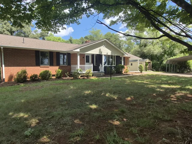 3015 Mcdaniel RD
