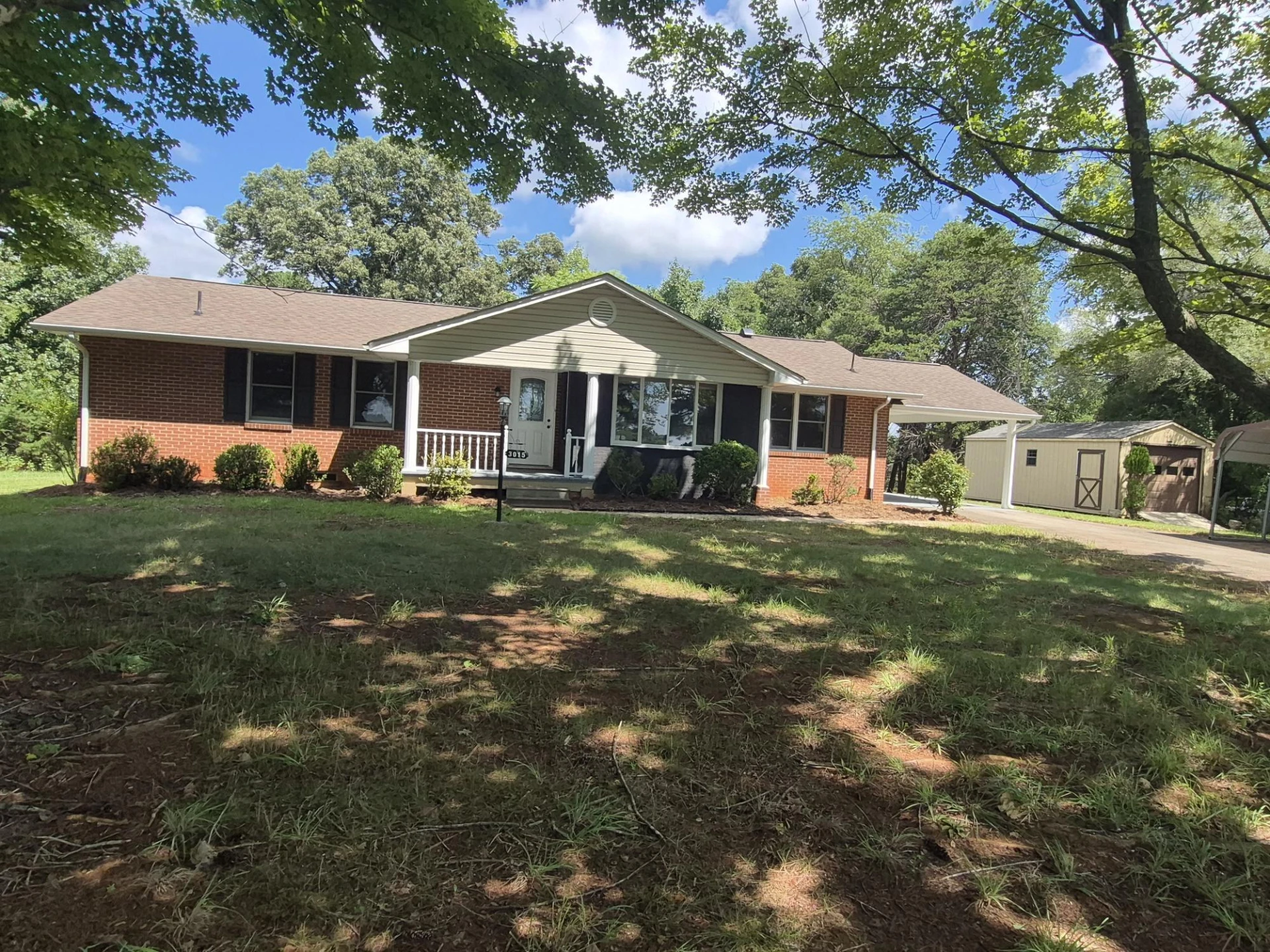 3015 Mcdaniel RD - Photo 2
