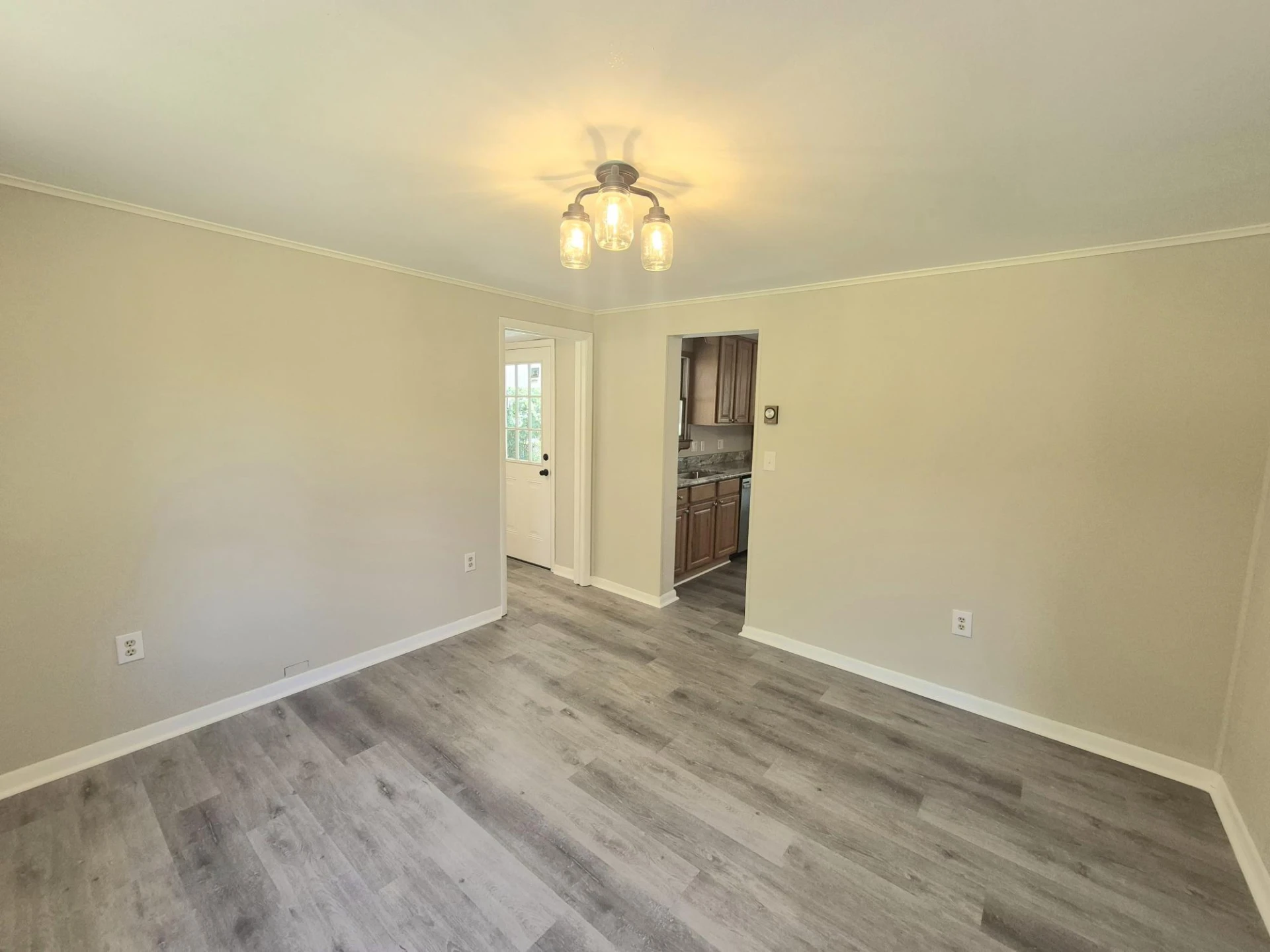 3015 Mcdaniel RD - Photo 13
