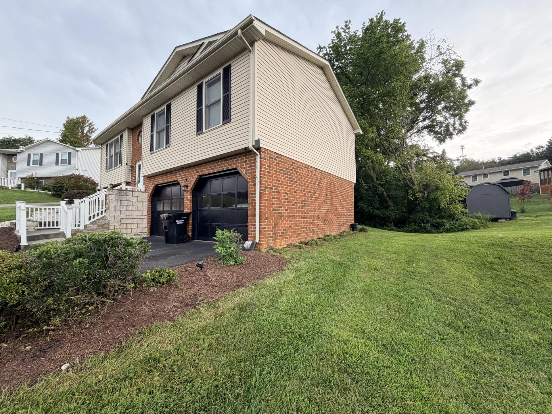 5711 Deputy DR - Photo 27