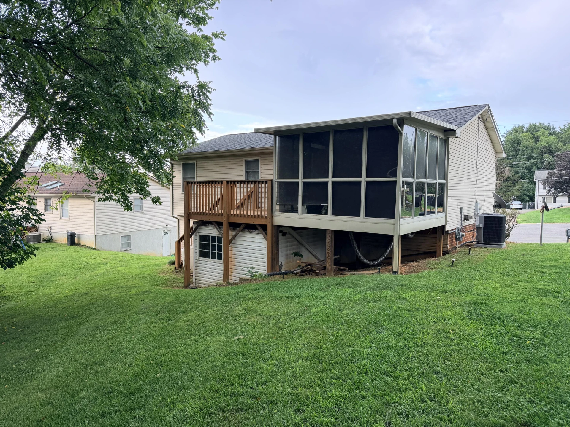 5711 Deputy DR - Photo 29