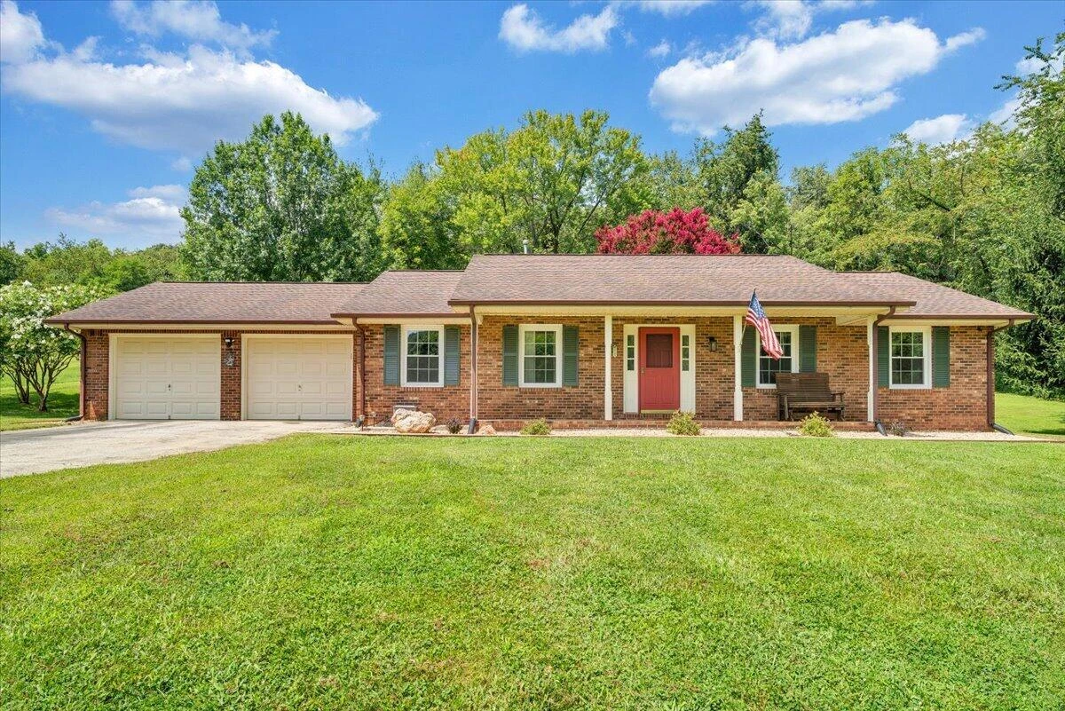 3702 Belle Ave NE AVE NE