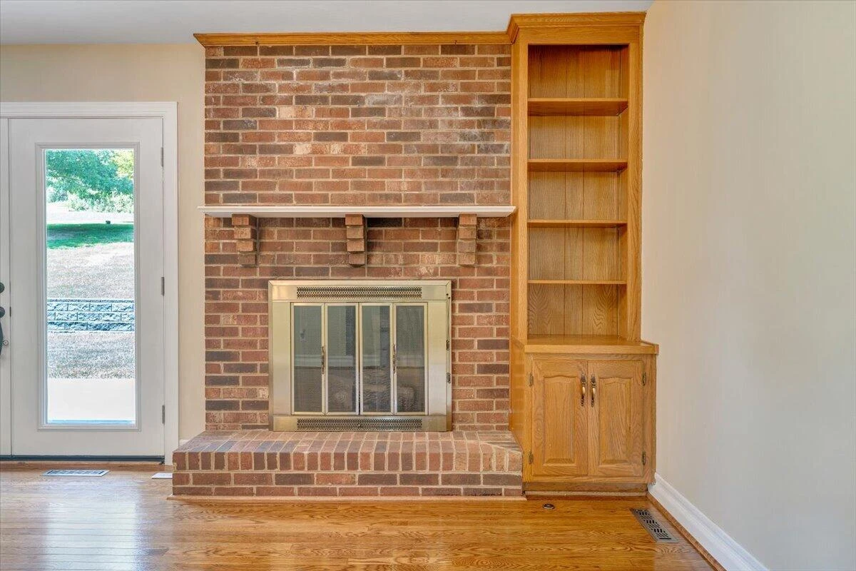 3702 Belle Ave NE AVE NE - Photo 8