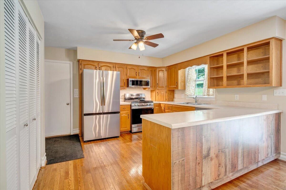 3702 Belle Ave NE AVE NE - Photo 13