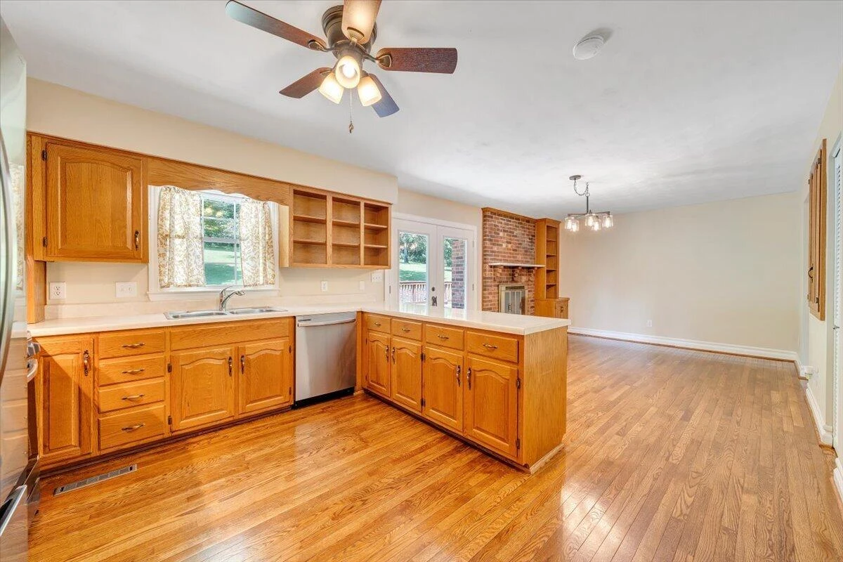 3702 Belle Ave NE AVE NE - Photo 15