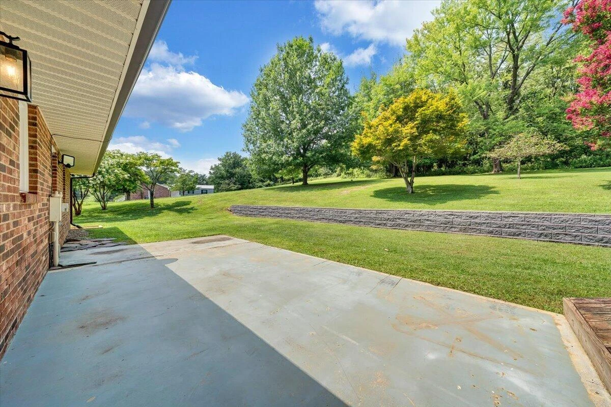 3702 Belle Ave NE AVE NE - Photo 29