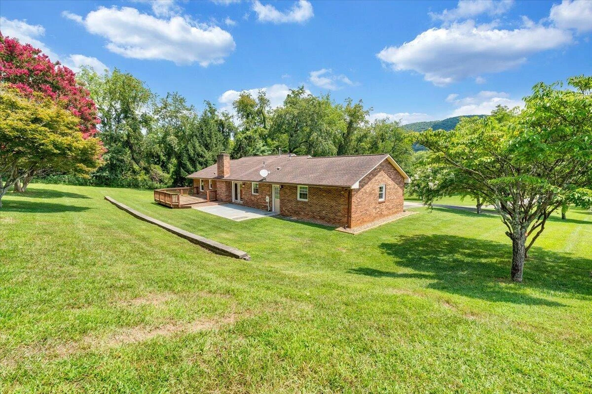 3702 Belle Ave NE AVE NE - Photo 34