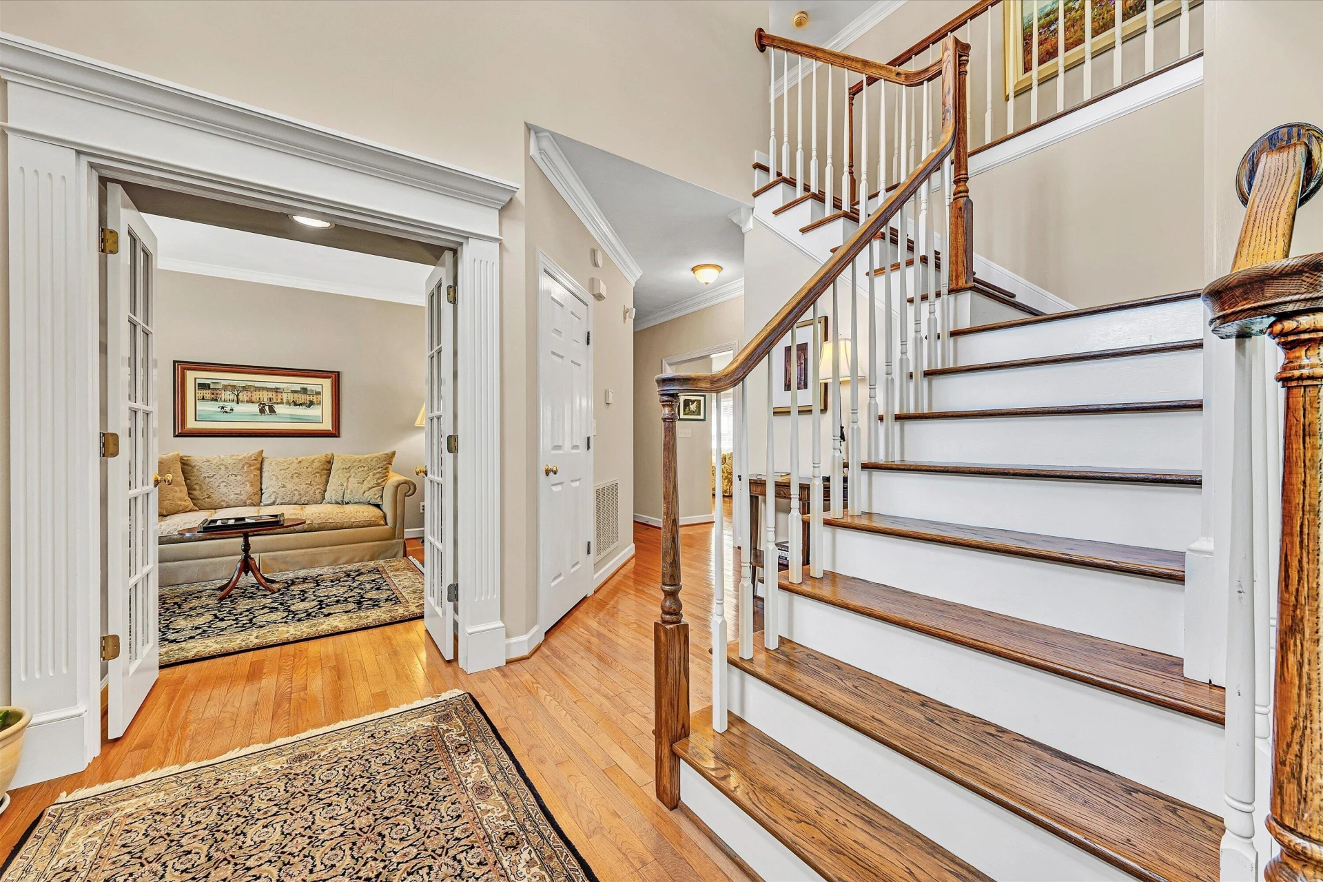 5504 Wales CT - Photo 6