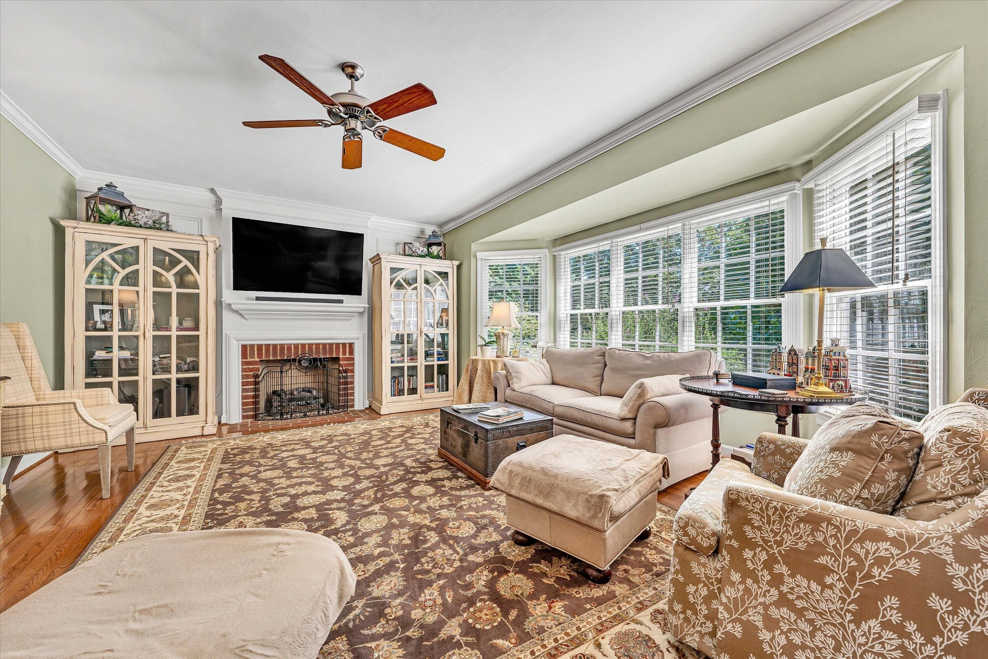 5504 Wales CT - Photo 19