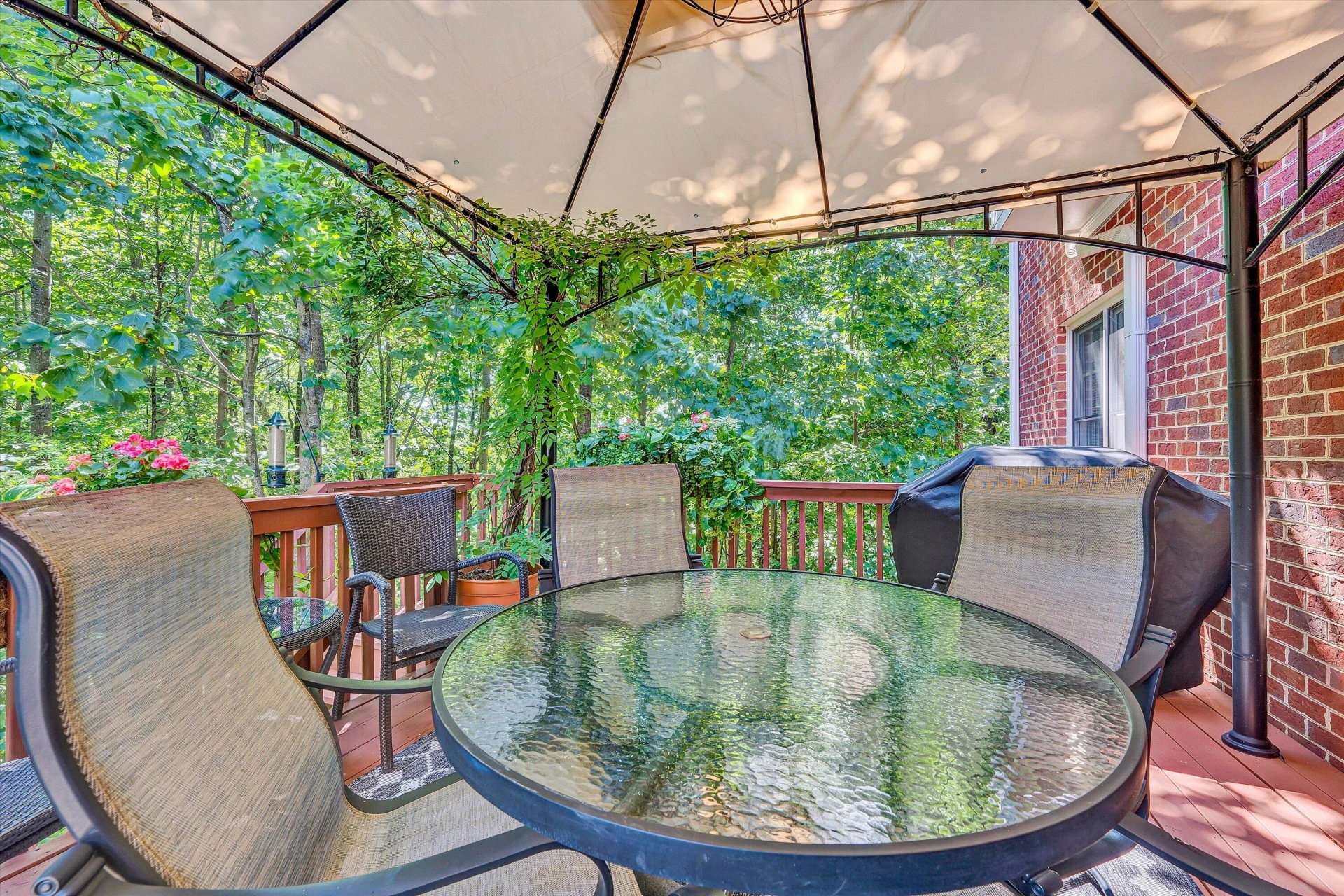 5504 Wales CT - Photo 23