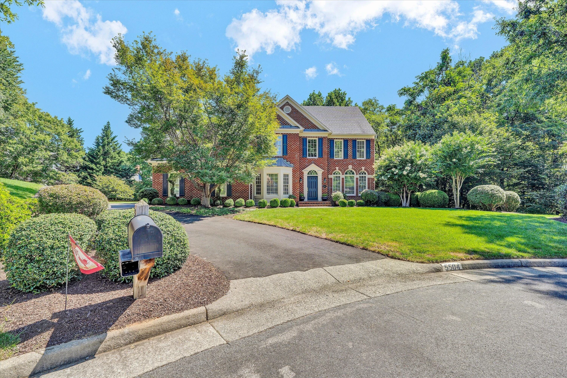 5504 Wales CT - Photo 57