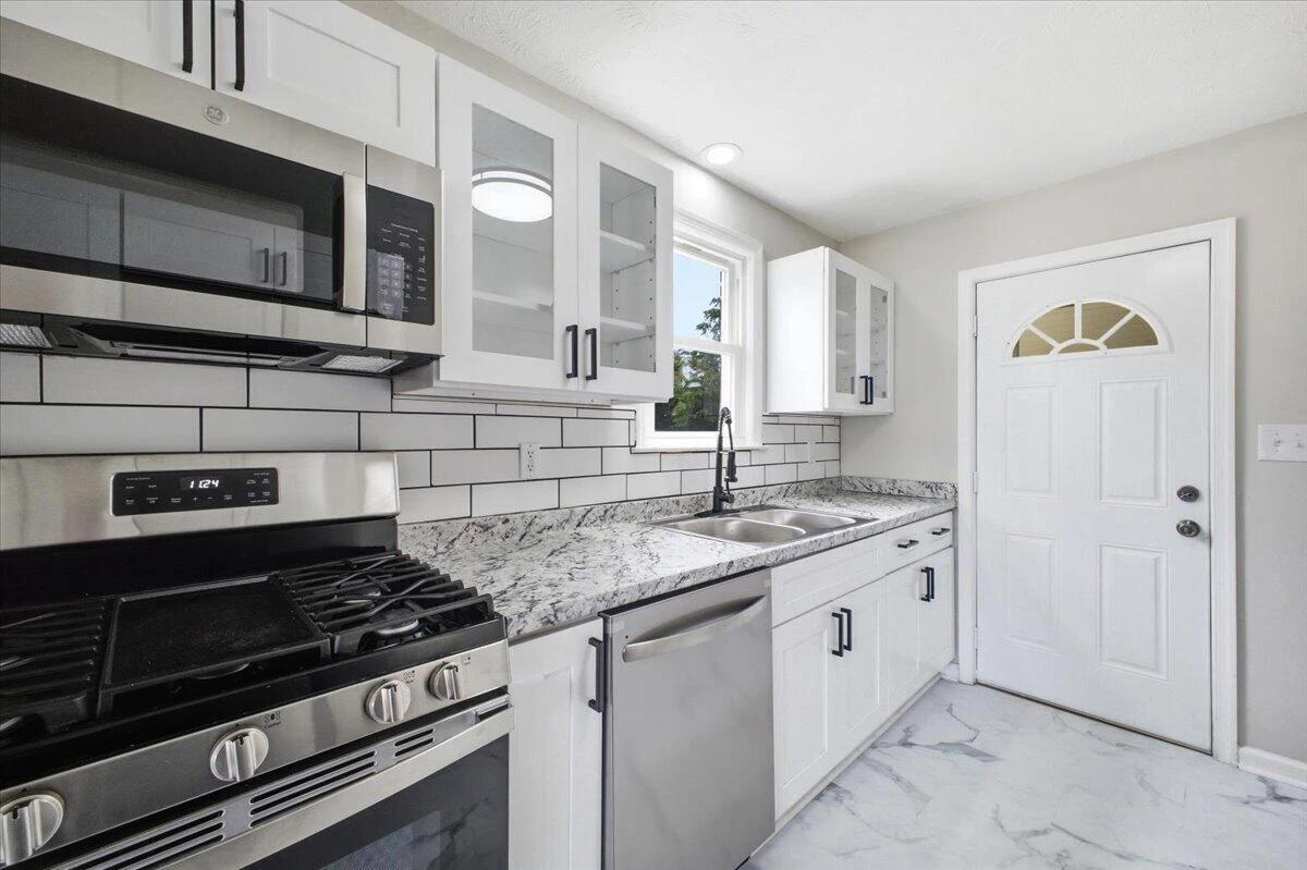 1418 22Nd ST NW - Photo 11