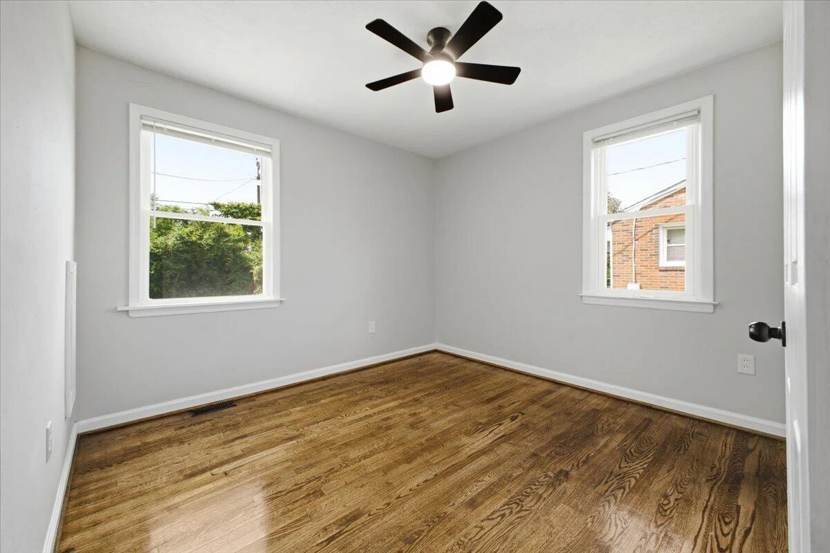 1418 22Nd ST NW - Photo 21