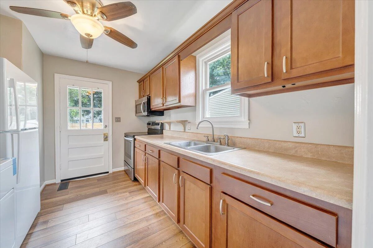 3321 Thurman AVE NW - Photo 13