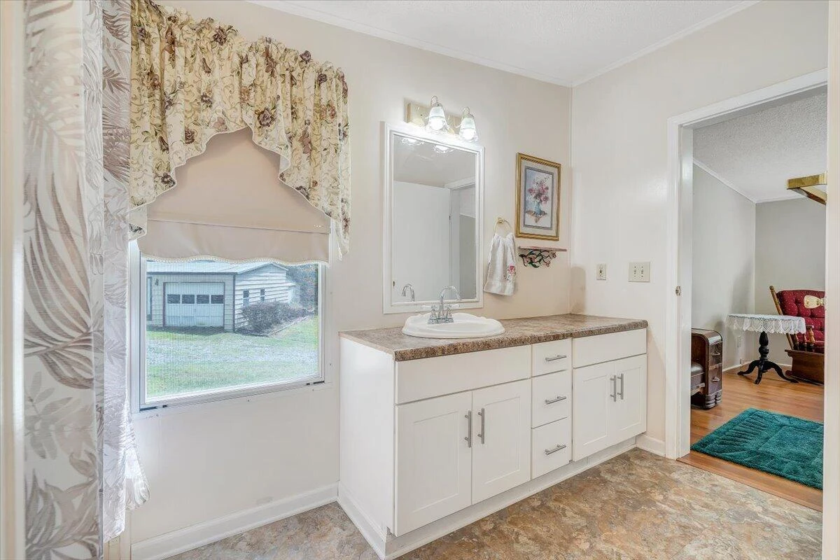 872 Hunters DR - Photo 21