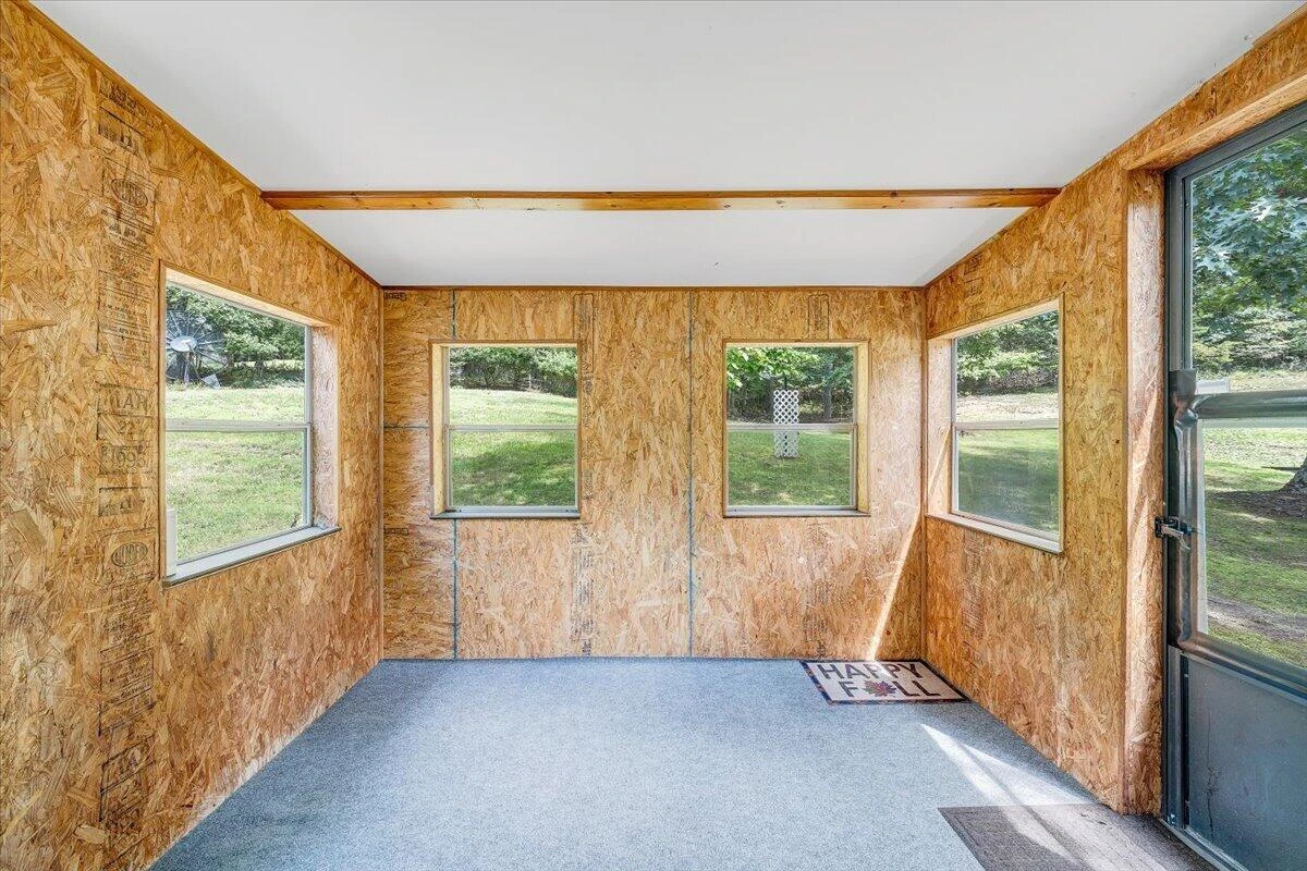 872 Hunters DR - Photo 29
