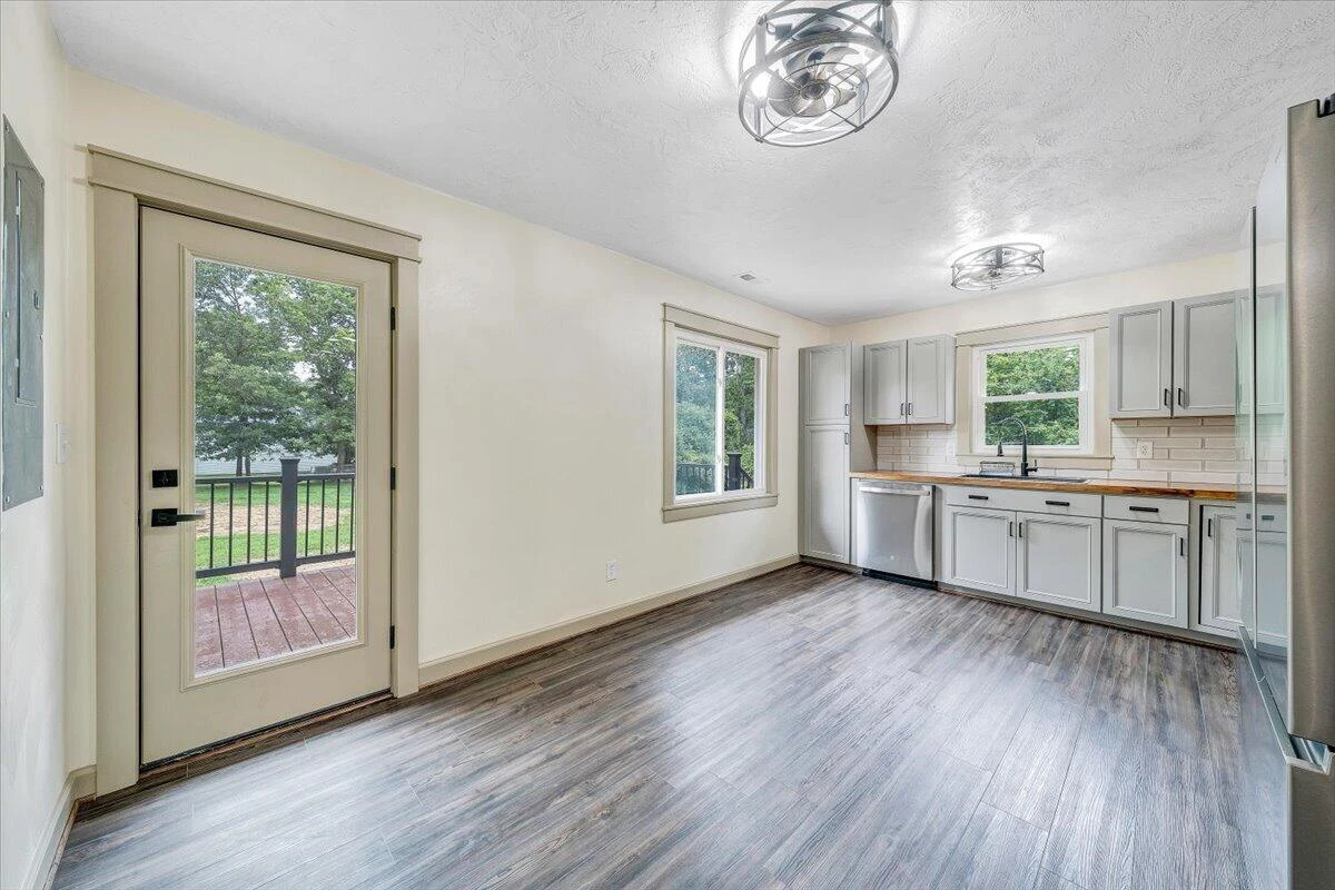 97 Green Acres LN - Photo 6