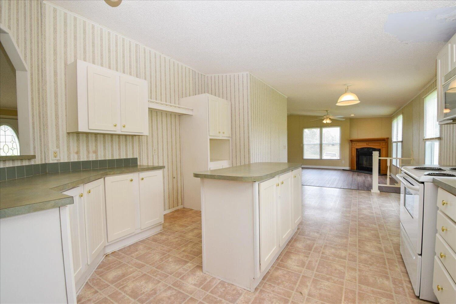2392 Izaak Walton RD - Photo 12
