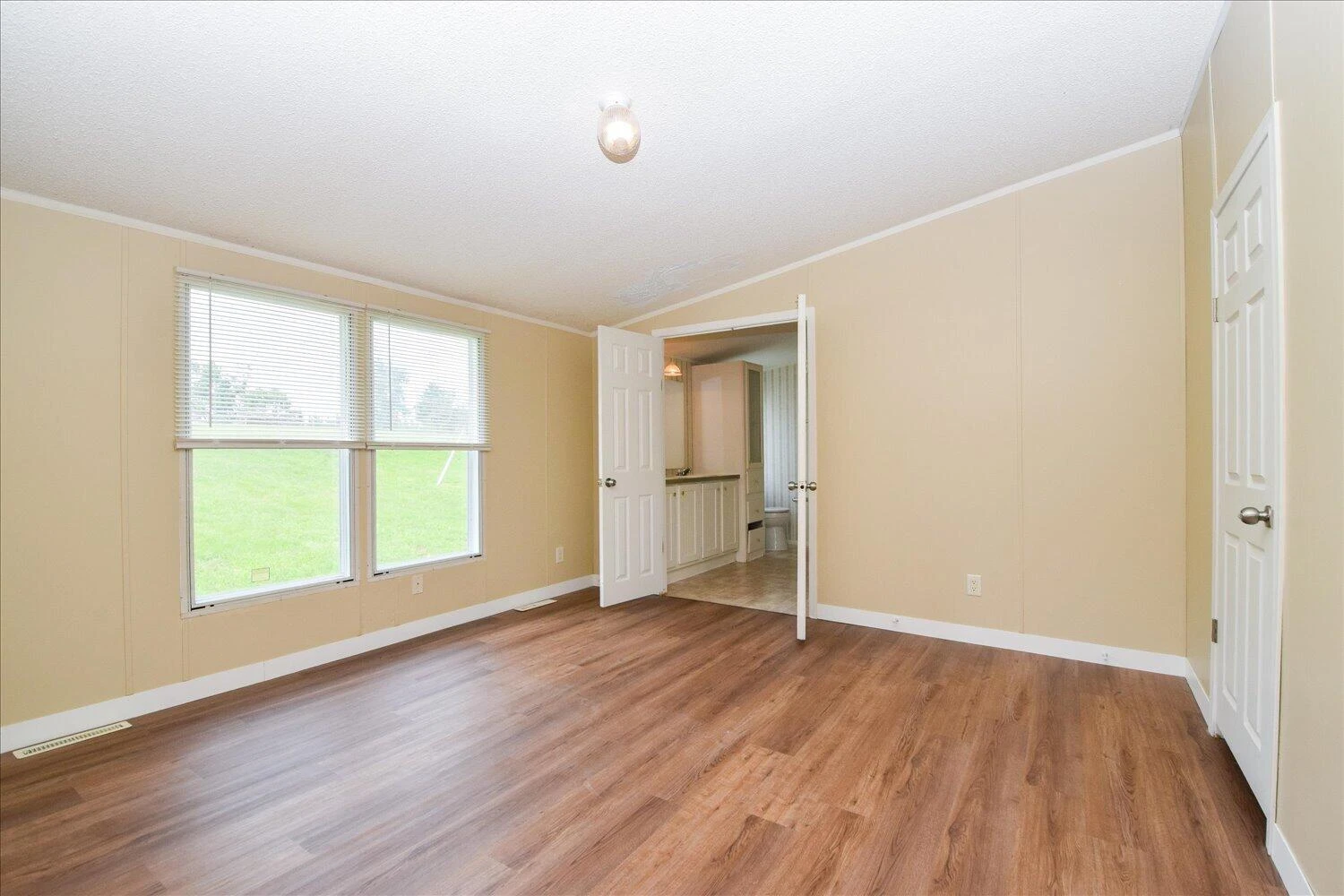 2392 Izaak Walton RD - Photo 15