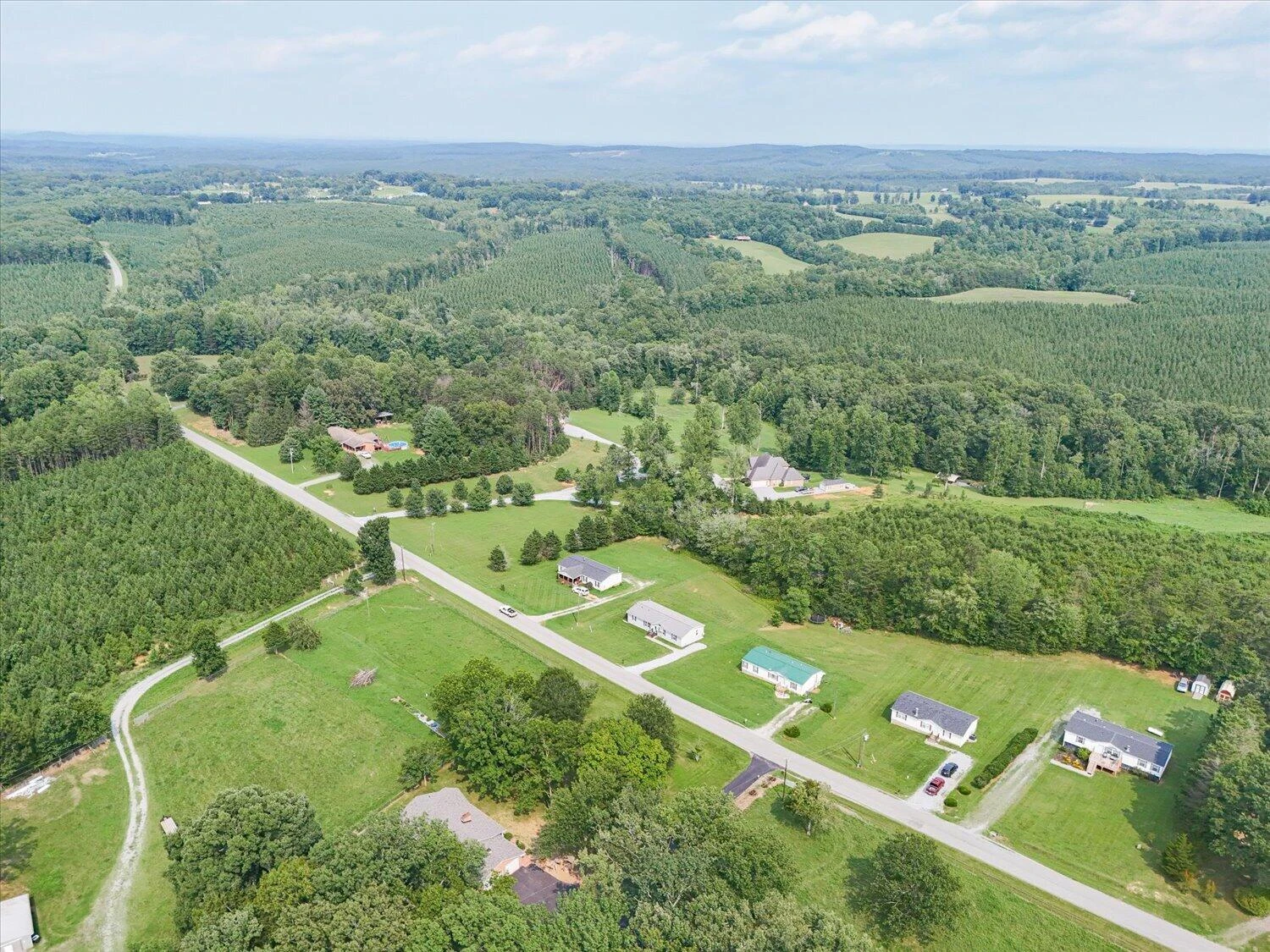 2392 Izaak Walton RD - Photo 36