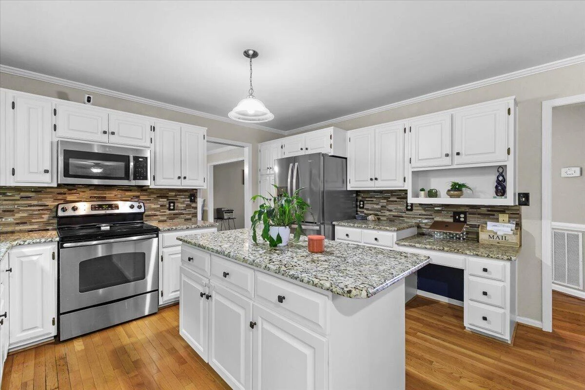 2138 Stone Mill DR - Photo 15