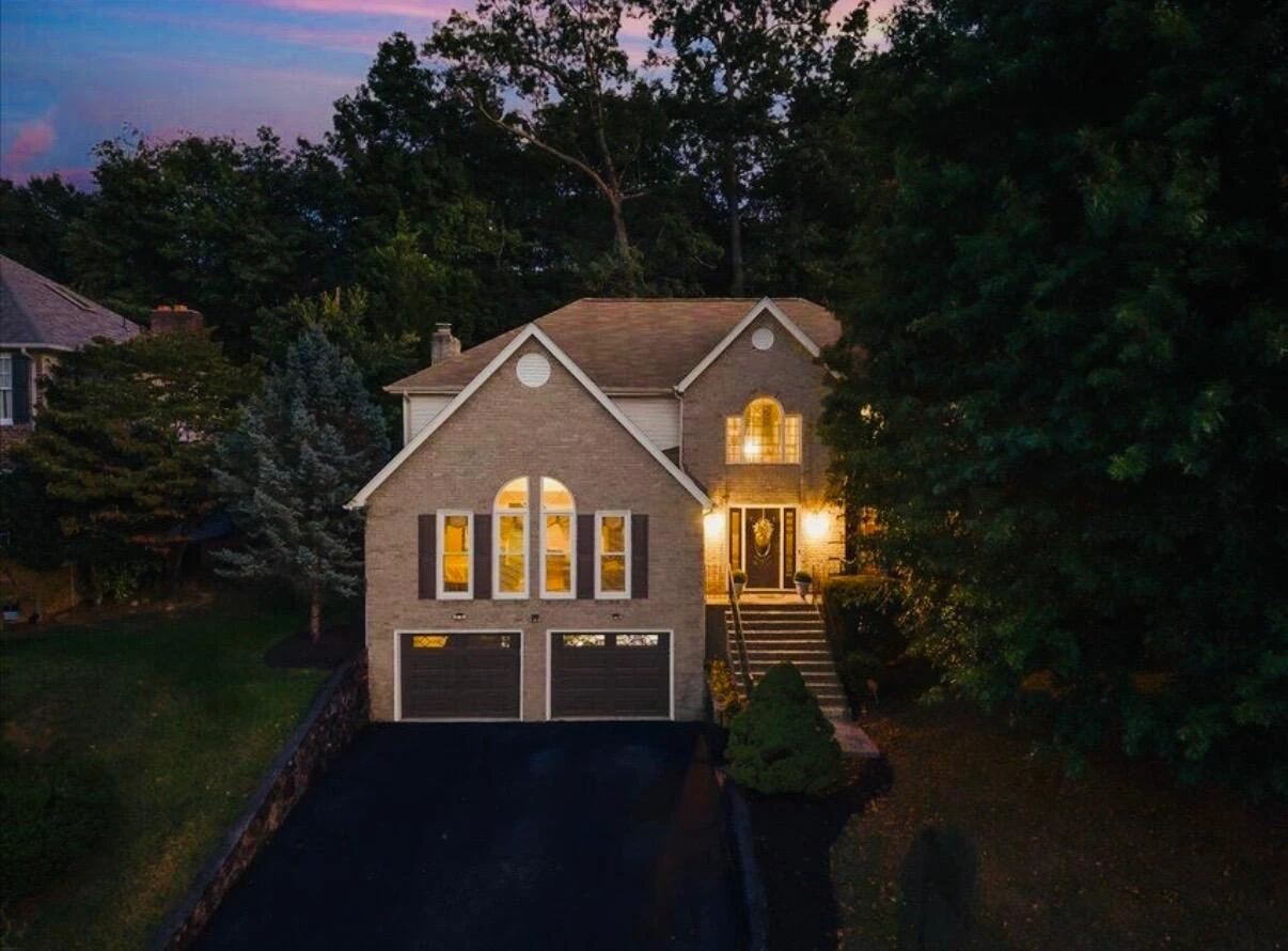 2138 Stone Mill DR - Photo 2