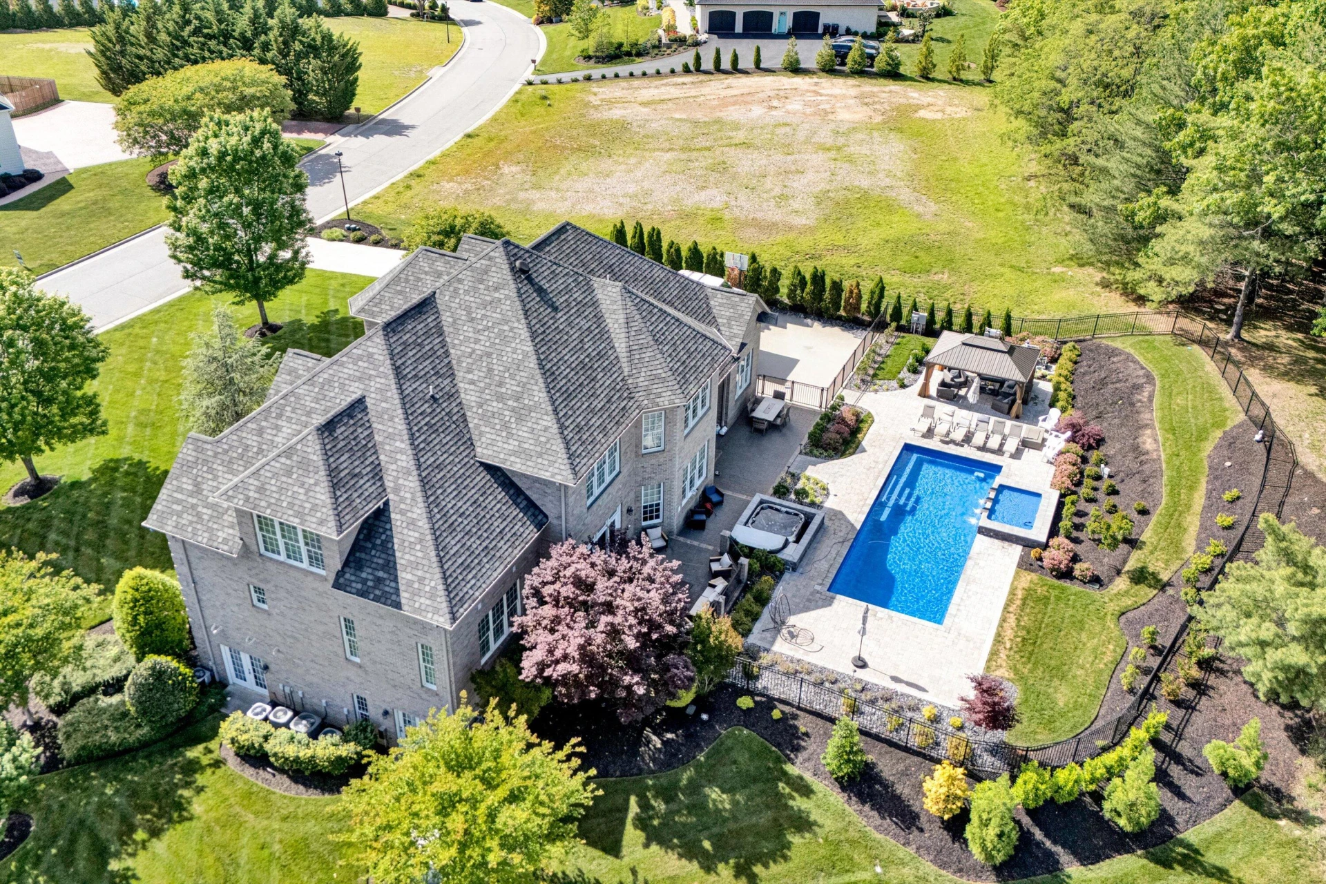 3846 Eagle Crest DR - Photo 3
