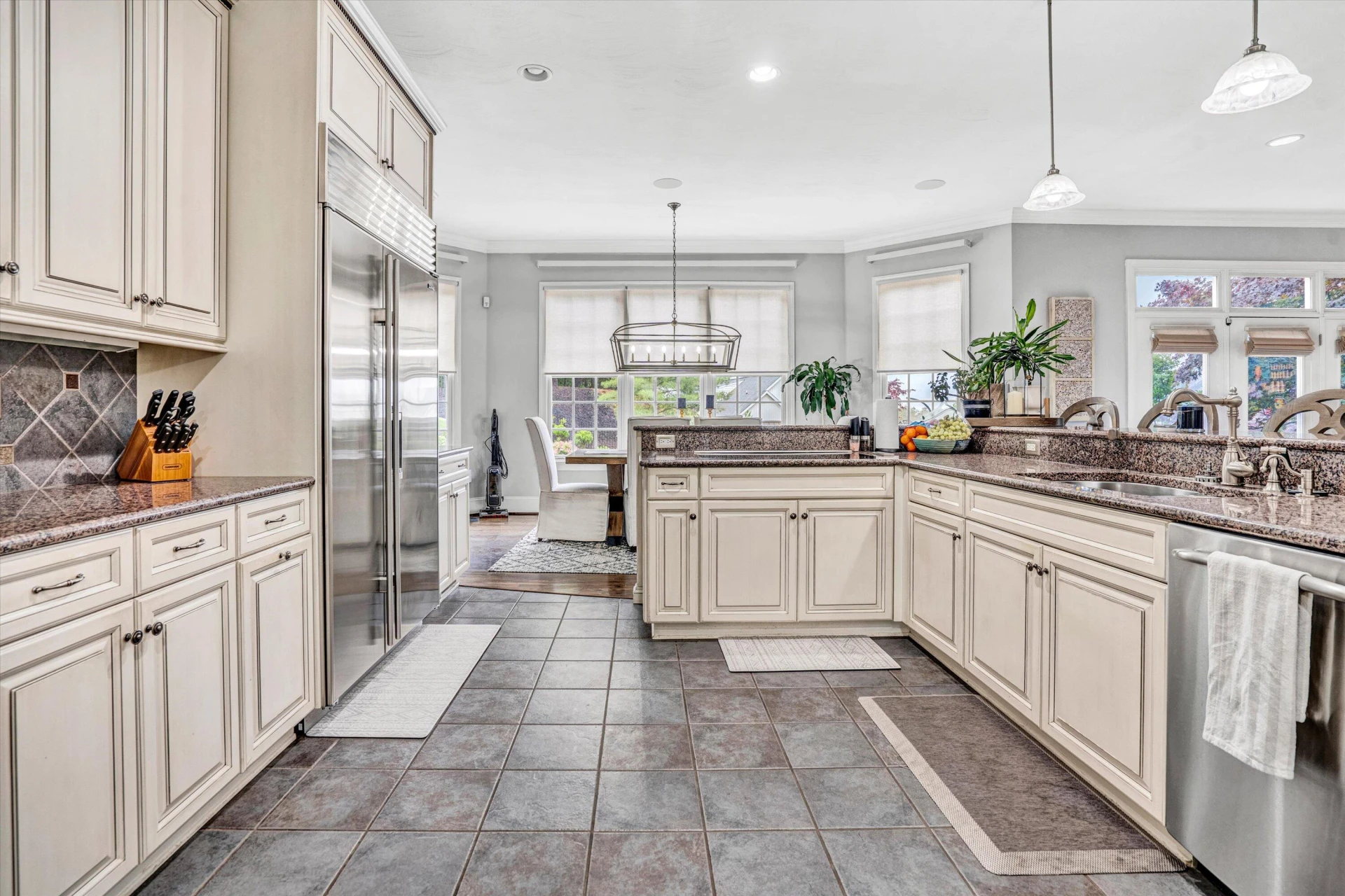 3846 Eagle Crest DR - Photo 17